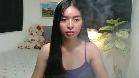 Snapshot of queenpinay69 chatting on October 20, 8:28 am QueenPinay69 online show from October 20, 8:28 am