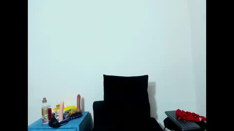 queenstarhyl online show from May 16, 12:13 am