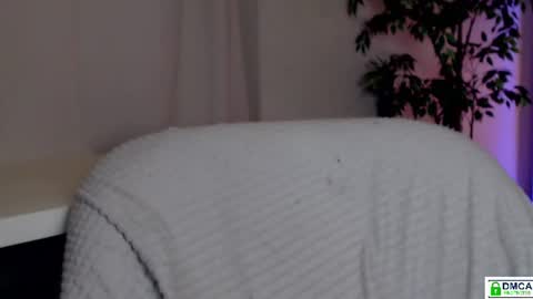 Queensy online show from June 21, 3:16 pm