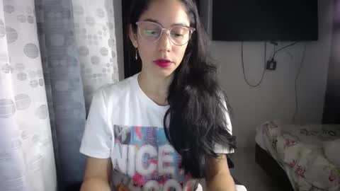 Paola online show from December 22, 3:55 am