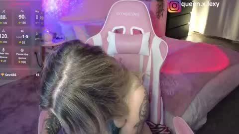 Snapshot of queenx_lexy chatting on September 30, 8:35 pm queenx_lexy online show from September 30, 8:35 pm