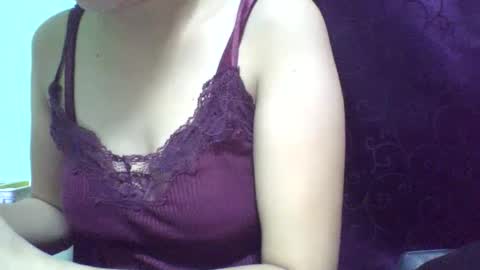 lyka mae online show from December 16, 1:10 am