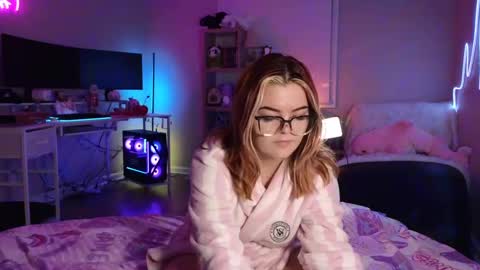 Bri online show from January 9, 2:43 am