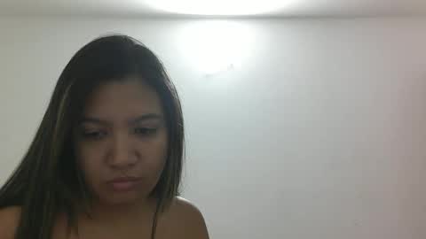 quinnjenny07 online show from April 1, 2:25 pm