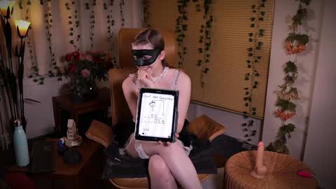 QuinnMonroe online show from January 18, 10:06 pm