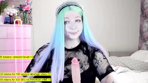 - online show from March 8, 9:02 am