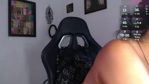 rachell_420 online show from June 8, 9:25 pm