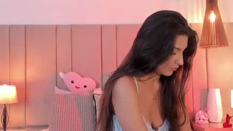 Rachell online show from March 1, 5:01 pm