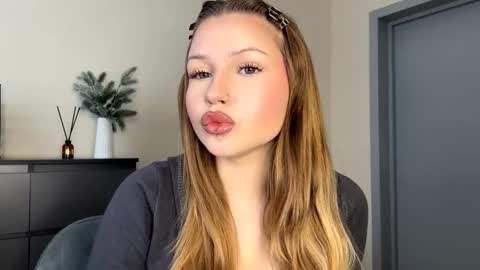 Alex online show from February 15, 6:16 am