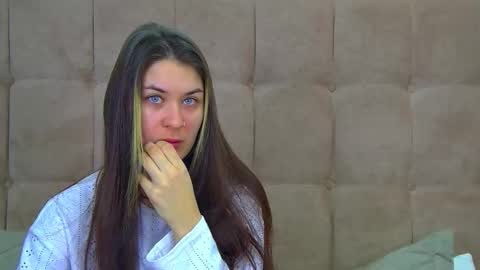 RachellSimpson online show from February 23, 6:14 am