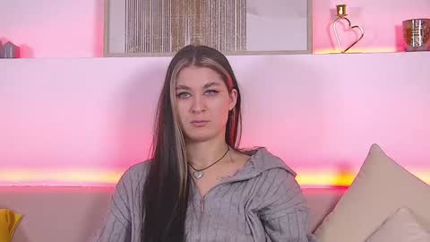 RachellSimpson online show from February 3, 4:35 am