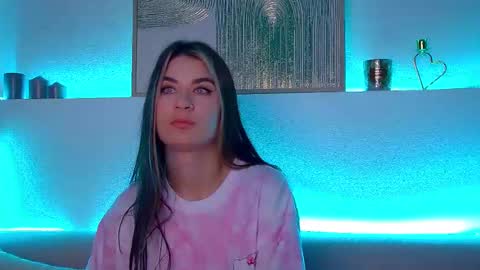 RachellSimpson online show from March 3, 5:05 am