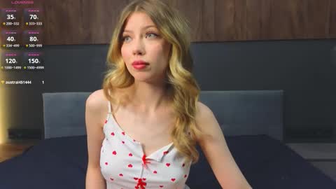 Lisa online show from November 28, 7:39 pm