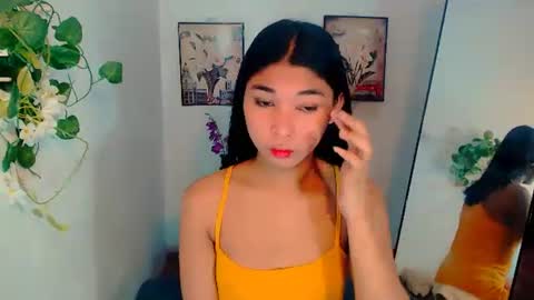 raindrizzle1706 online show from December 22, 4:26 am