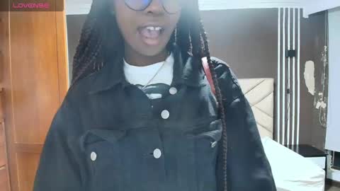 Raquel online show from January 6, 11:36 am