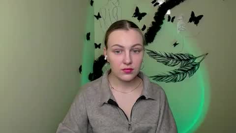 raspberry0101 online show from January 26, 1:25 pm