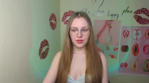 raspberry0101 online show from March 2, 1:42 pm