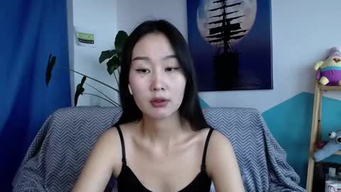 ratna_mm online show from February 12, 9:42 am