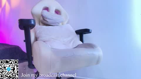 Snapshot of rave_paradise chatting on October 16, 11:02 am   online show from October 16, 11:02 am