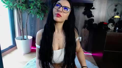 Raven Foxxy online show from February 13, 8:16 am