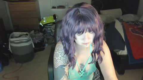 raven_moore_ online show from October 7, 3:44 am