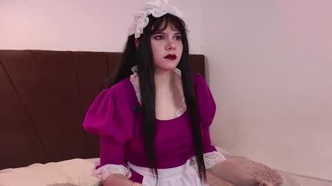   online show from March 11, 1:03 pm