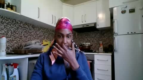 ravenbby online show from April 17, 8:27 am