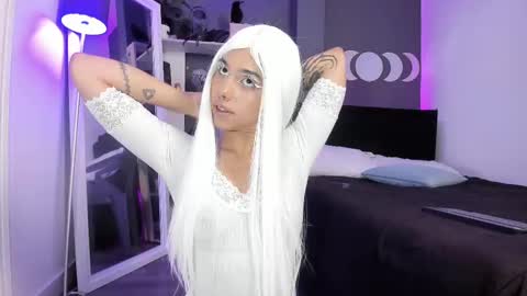 Raven Witch online show from February 10, 9:36 pm