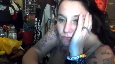 Snapshot of reallyredrum69th chatting on October 19, 6:26 am reallyredrum69th online show from October 19, 6:26 am