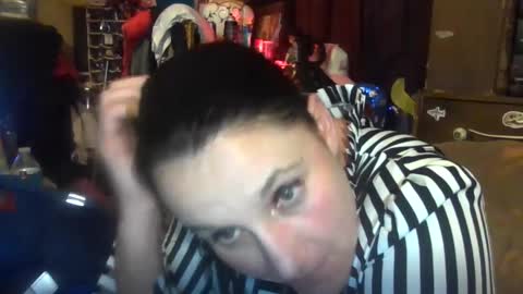 Snapshot of reallyredrum69th chatting on October 4, 5:57 am reallyredrum69th online show from October 4, 5:57 am