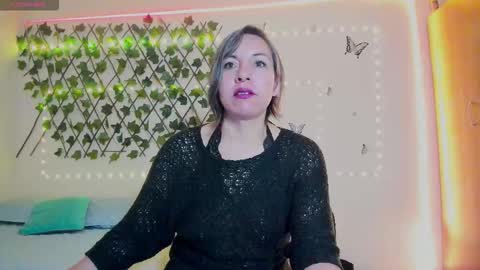Snapshot of rebbeca09 chatting on September 22, 10:24 am Rebbeca online show from September 22, 10:24 am