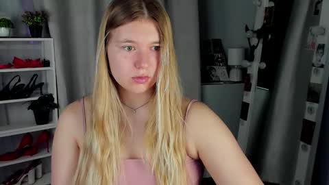 rebecca_____ online show from October 8, 2:16 am