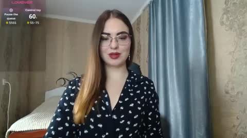 Rebecca online show from March 14, 6:53 pm