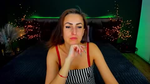 rebecca_diamonds online show from September 25, 7:18 am