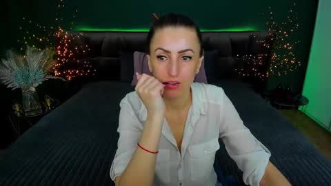 rebecca_diamonds online show from February 24, 6:47 am