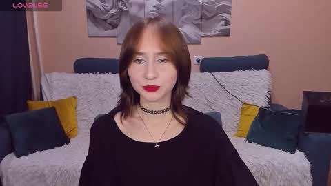 RebeccaWind online show from October 13, 12:30 pm