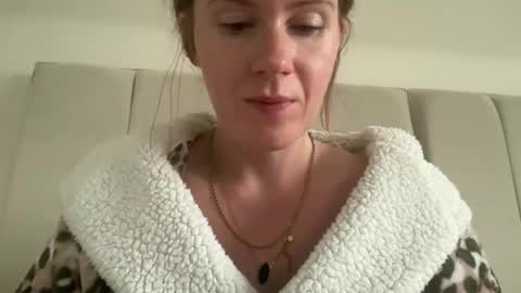 Snapshot of red_head_rosie_69 chatting on September 17, 10:24 am Rosie online show from September 17, 10:24 am
