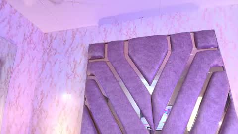 red_pandaa online show from November 26, 4:13 am