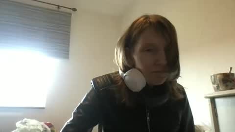 Redfox online show from March 2, 12:45 pm