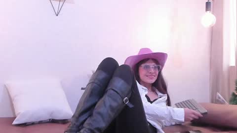 Meloddy online show from January 10, 8:15 pm