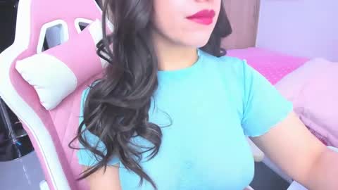 redski77 online show from September 20, 7:39 am