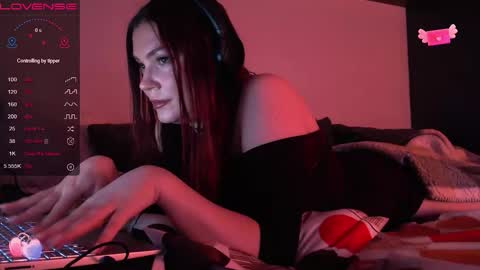 Snapshot of redyari chatting on October 17, 10:35 pm Red online show from October 17, 10:35 pm