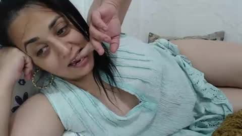 Reea online show from July 5, 9:09 pm
