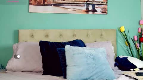 Yanella online show from March 8, 11:14 am