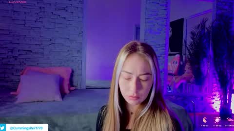 reina cummings online show from February 8, 7:45 am