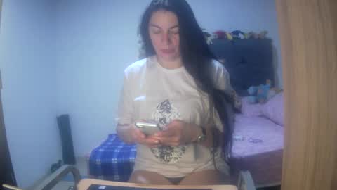 Snapshot of renata_hot1 chatting on October 14, 1:08 am renata_hot1 online show from October 14, 1:08 am