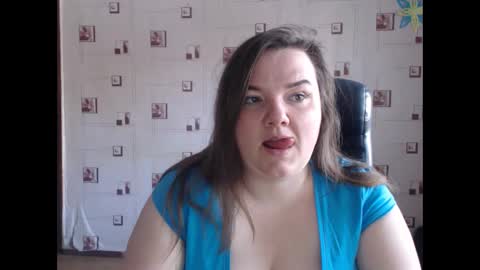 renataoia online show from February 22, 10:51 am