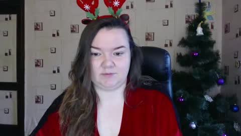 renataoia online show from January 1, 6:26 am