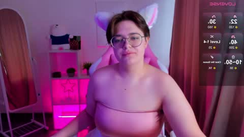 renee_turner online show from February 1, 8:18 am