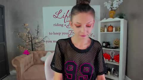   online show from November 21, 5:59 pm